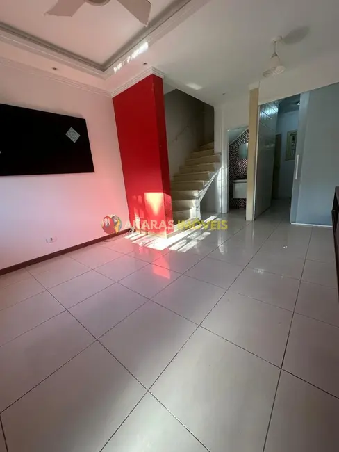 Foto 4 de Casa com 2 quartos à venda, 72m2 em Centro, Bertioga - SP