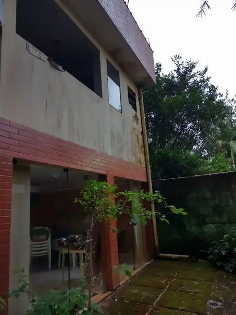 Chácara com 3 quartos à venda, 3800m2 em Bertioga - SP - imagem 4 Foto 4 de Chácara com 3 quartos à venda, 3800m2 em Bertioga - SP