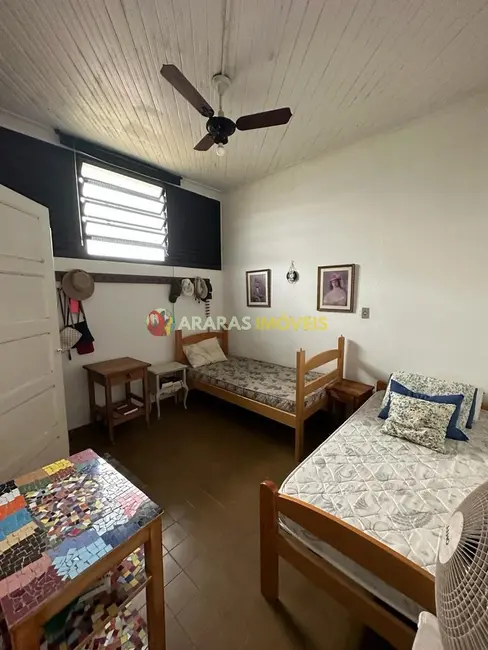 Casa com 4 quartos à venda, 423m2 em Centro, Bertioga - SP - imagem 8 Foto 8 de Casa com 4 quartos à venda, 423m2 em Centro, Bertioga - SP