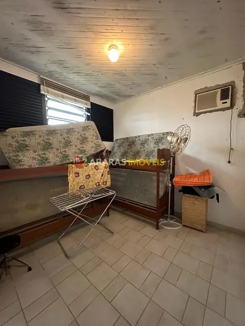 Casa com 4 quartos à venda, 423m2 em Centro, Bertioga - SP - imagem 7 Foto 7 de Casa com 4 quartos à venda, 423m2 em Centro, Bertioga - SP