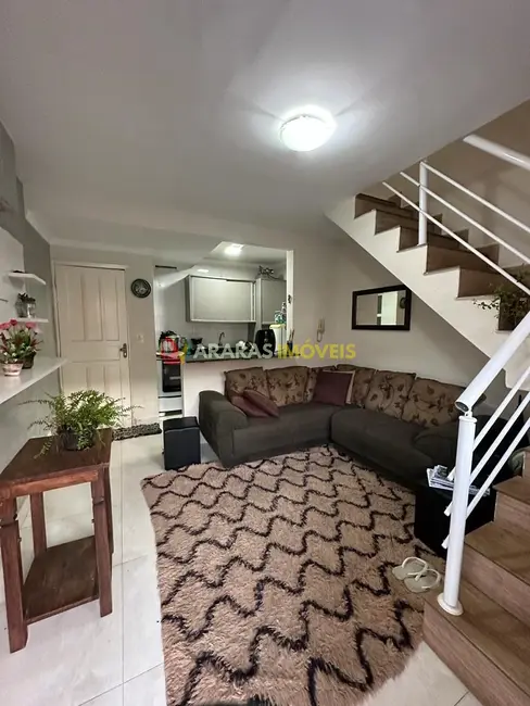 Foto 1 de Casa com 2 quartos à venda, 50m2 em Bertioga - SP