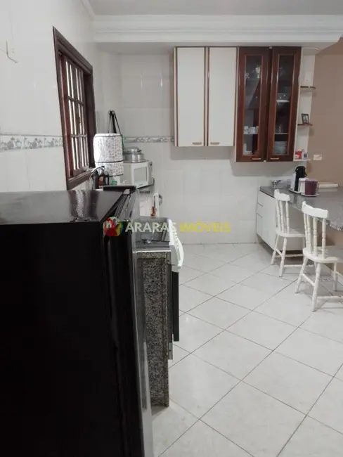 Casa com 2 quartos à venda, 98m2 em Bertioga - SP - imagem 5 Foto 5 de Casa com 2 quartos à venda, 98m2 em Bertioga - SP