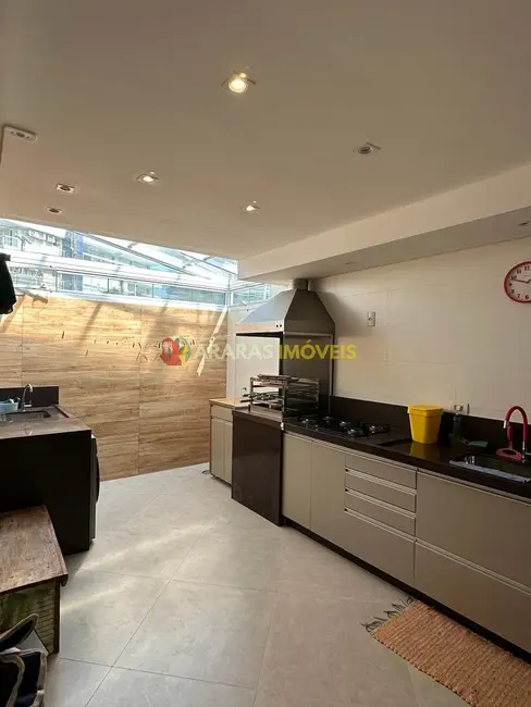 Casa com 3 quartos à venda, 114m2 em Bertioga - SP - imagem 5 Foto 5 de Casa com 3 quartos à venda, 114m2 em Bertioga - SP