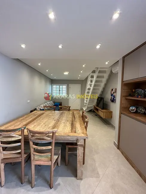 Casa com 3 quartos à venda, 114m2 em Bertioga - SP - imagem 3 Foto 3 de Casa com 3 quartos à venda, 114m2 em Bertioga - SP