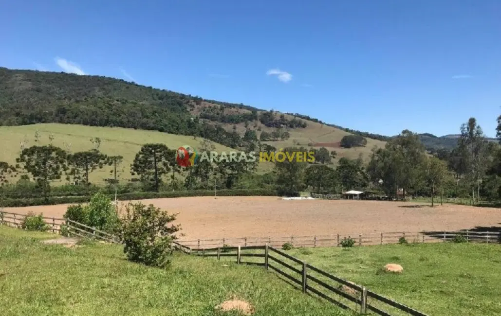 Sítio / Rancho com 4 quartos à venda, 145200m2 em Sao Bento Do Sapucai - SP - imagem 8 Foto 8 de Sítio / Rancho com 4 quartos à venda, 145200m2 em Sao Bento Do Sapucai - SP
