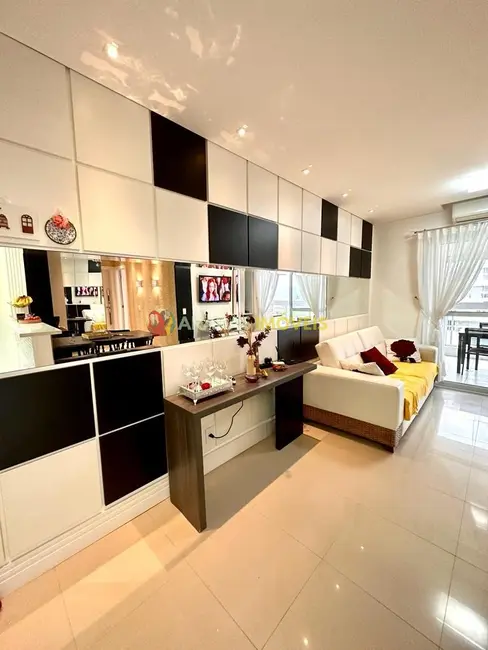 Foto 2 de Apartamento com 2 quartos à venda, 80m2 em Bertioga - SP