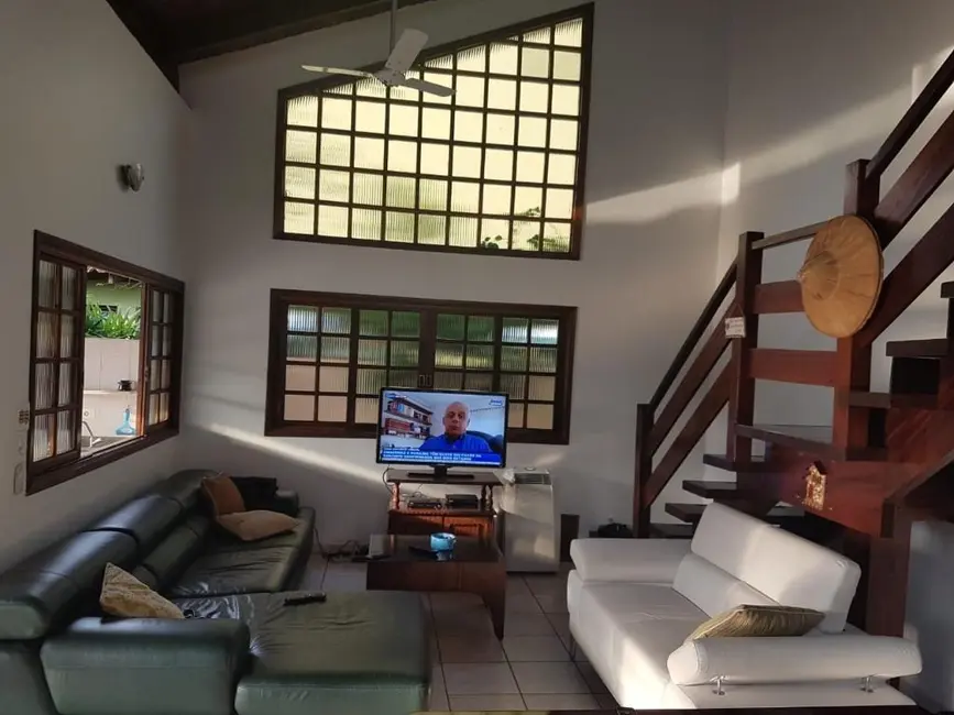 Foto 1 de Casa de Condomínio com 3 quartos à venda, 236m2 em Bertioga - SP