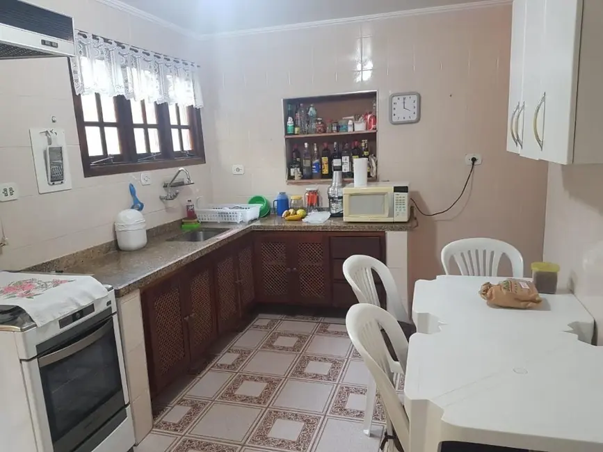 Foto 4 de Casa de Condomínio com 3 quartos à venda, 236m2 em Bertioga - SP