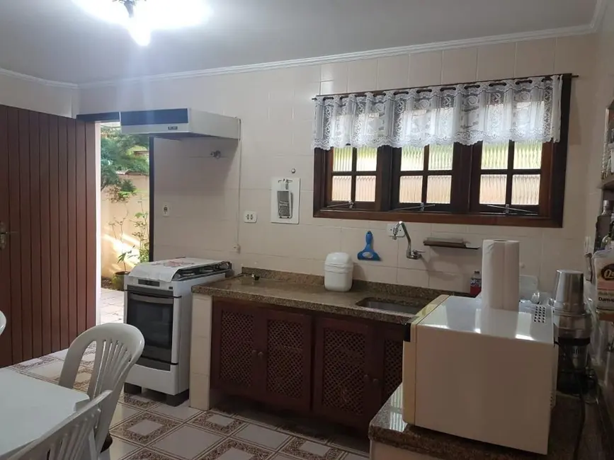 Foto 5 de Casa de Condomínio com 3 quartos à venda, 236m2 em Bertioga - SP