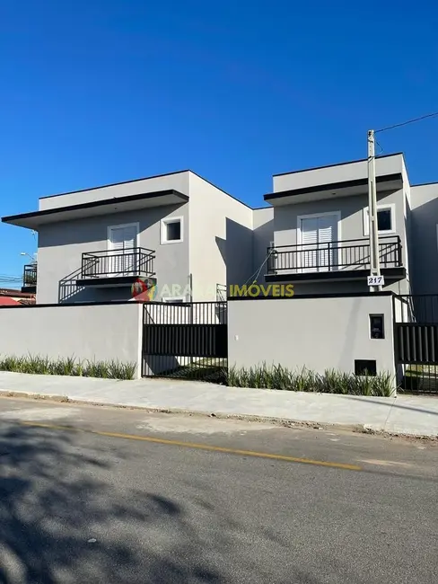 Foto 1 de Casa com 2 quartos à venda, 90m2 em Bertioga - SP