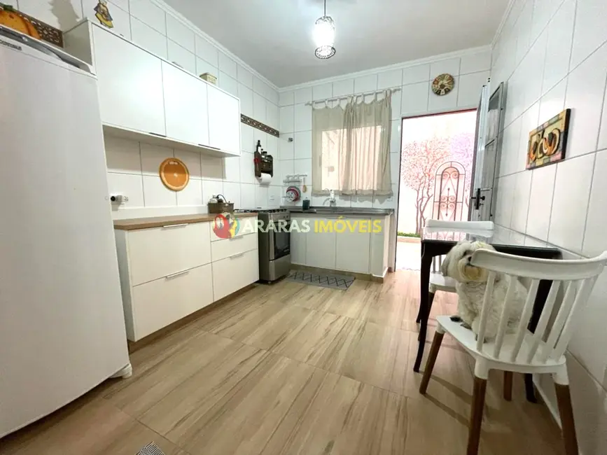 Foto 4 de Casa com 2 quartos à venda, 86m2 em Bertioga - SP
