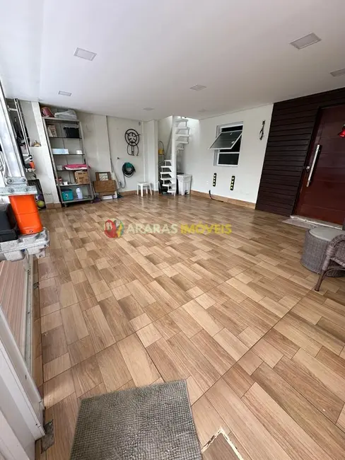 Foto 2 de Casa com 4 quartos à venda, 120m2 em Bertioga - SP