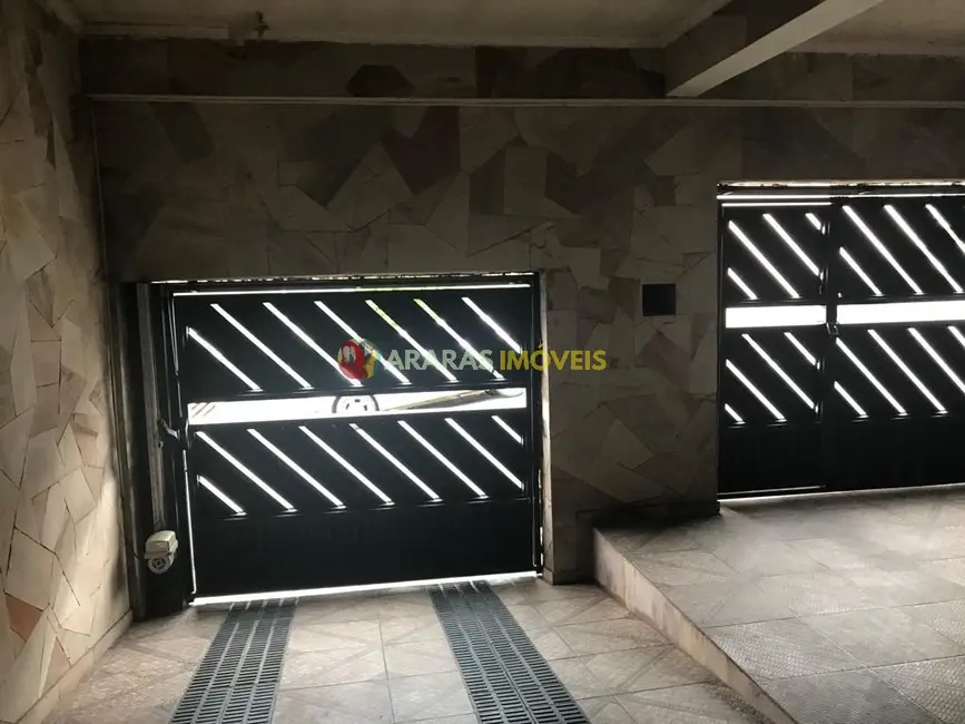 Foto 1 de Casa com 3 quartos à venda, 185m2 em Jardim Santa Cristina, Santo Andre - SP