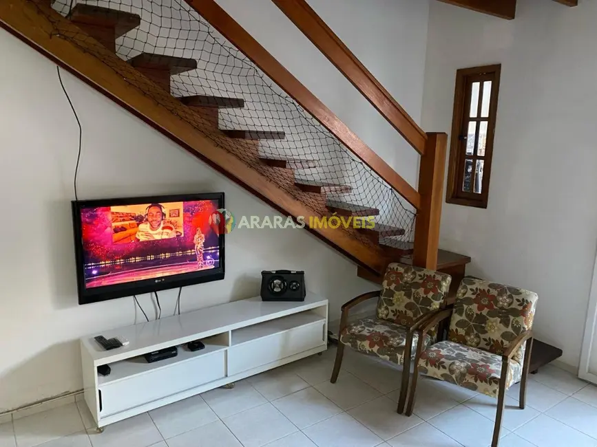 Foto 2 de Casa com 2 quartos à venda, 69m2 em Bertioga - SP