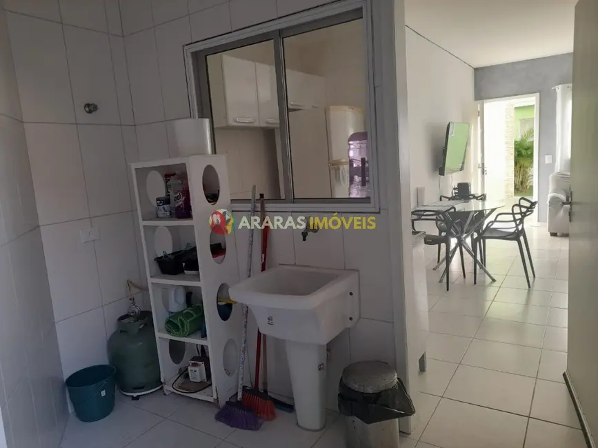 Foto 8 de Casa com 2 quartos à venda em Bertioga - SP