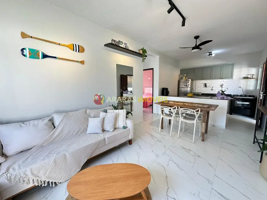 Casa com 2 quartos à venda, 61m2 em Centro, Bertioga - SP - imagem 3 Foto 3 de Casa com 2 quartos à venda, 61m2 em Centro, Bertioga - SP