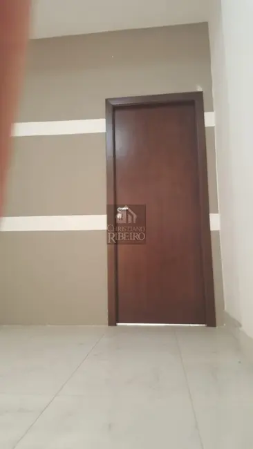 Sala Comercial à venda e para alugar, 30m2 em Centro-Norte, Cuiaba - MT - imagem 8 Foto 8 de Sala Comercial à venda e para alugar, 30m2 em Centro-Norte, Cuiaba - MT