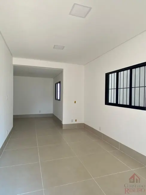 Foto 7 de Sala Comercial para alugar, 30m2 em Jardim Petrópolis, Cuiaba - MT