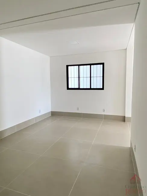 Foto 5 de Sala Comercial para alugar, 30m2 em Jardim Petrópolis, Cuiaba - MT