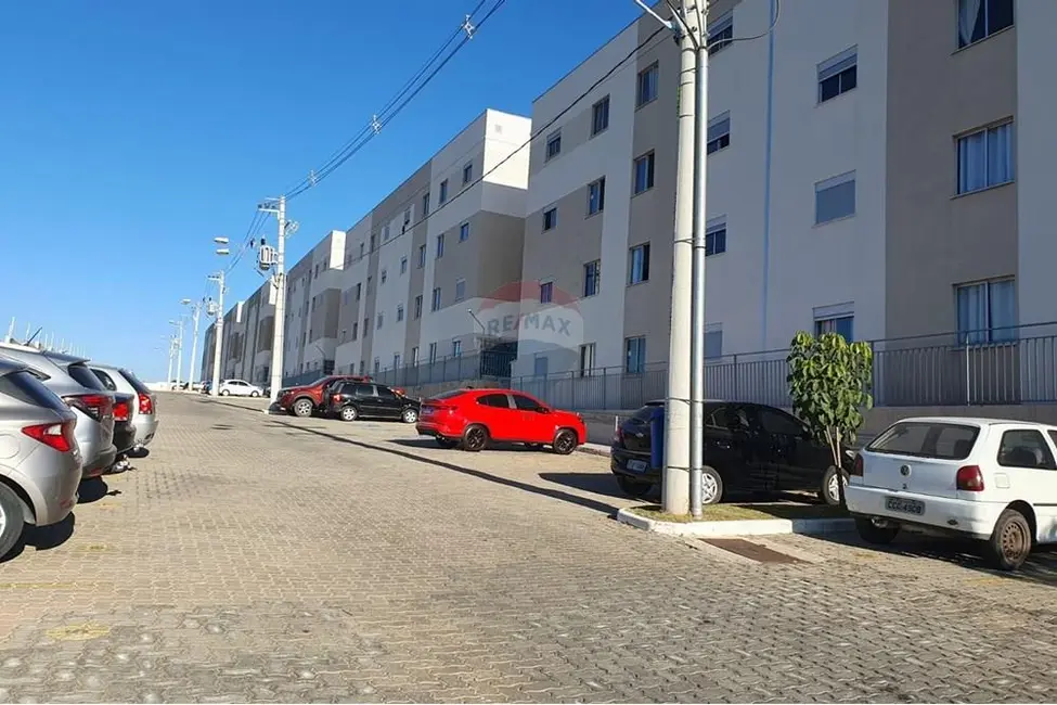 Foto 8 de Apartamento com 2 quartos à venda, 47m2 em Salto De Pirapora - SP