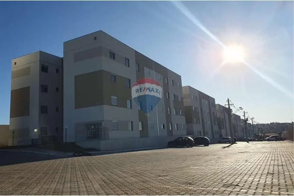 Foto 2 de Apartamento com 2 quartos à venda, 47m2 em Salto De Pirapora - SP