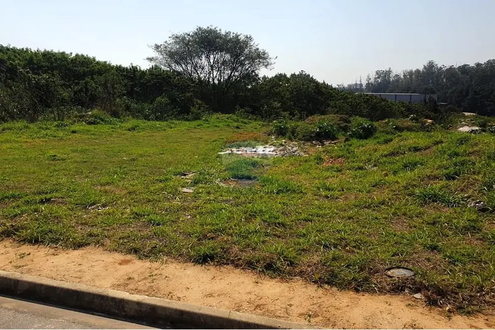 Foto 4 de Terreno / Lote à venda, 365m2 em Salto De Pirapora - SP