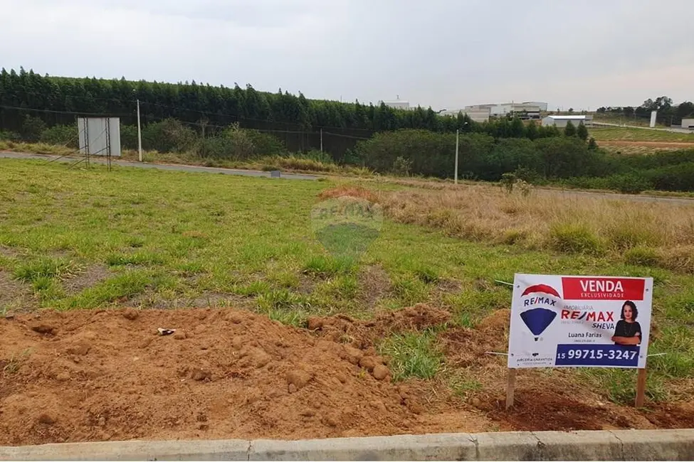 Foto 7 de Terreno / Lote à venda, 250m2 em Salto De Pirapora - SP