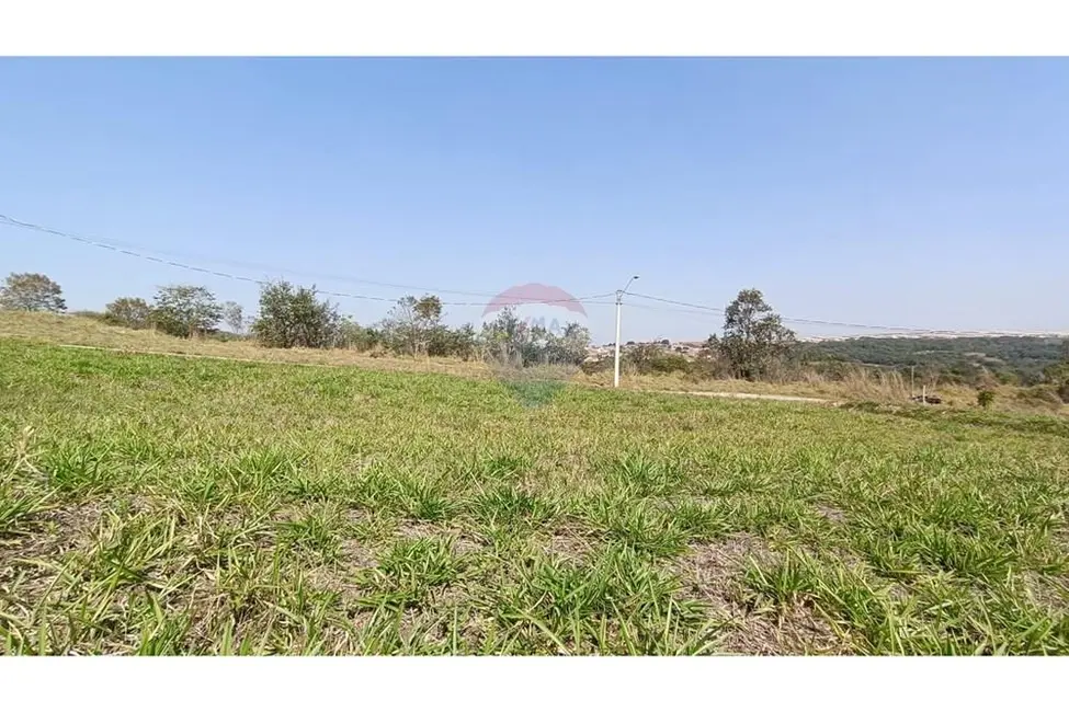 Foto 5 de Terreno / Lote à venda, 412m2 em Salto De Pirapora - SP