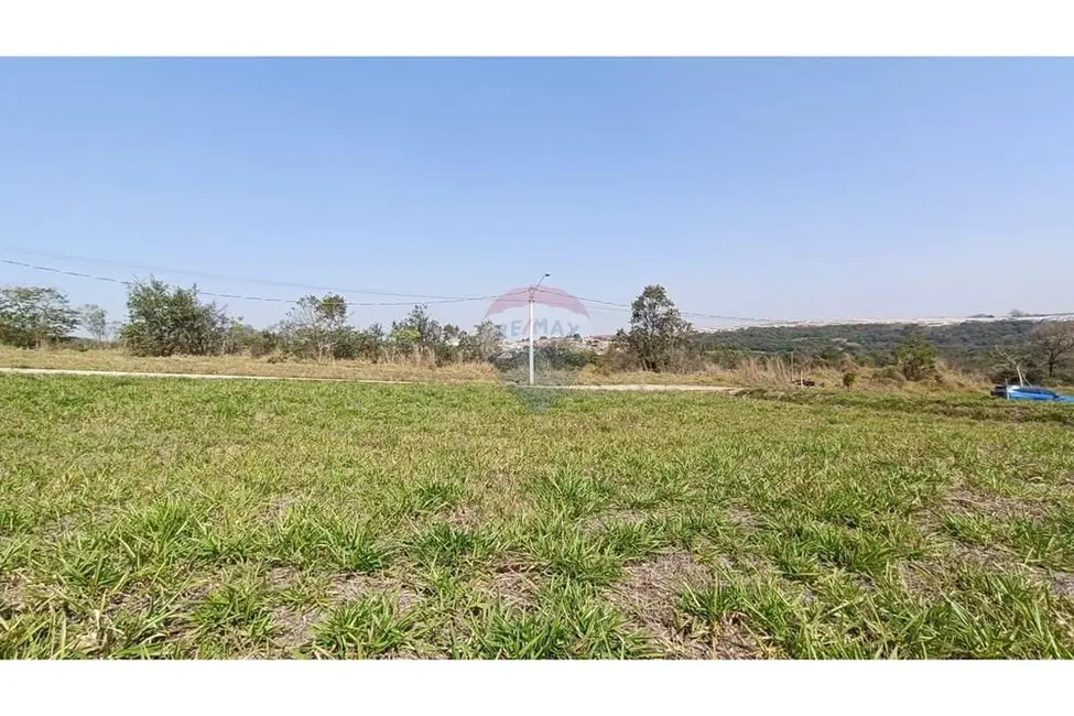 Foto 6 de Terreno / Lote à venda, 412m2 em Salto De Pirapora - SP