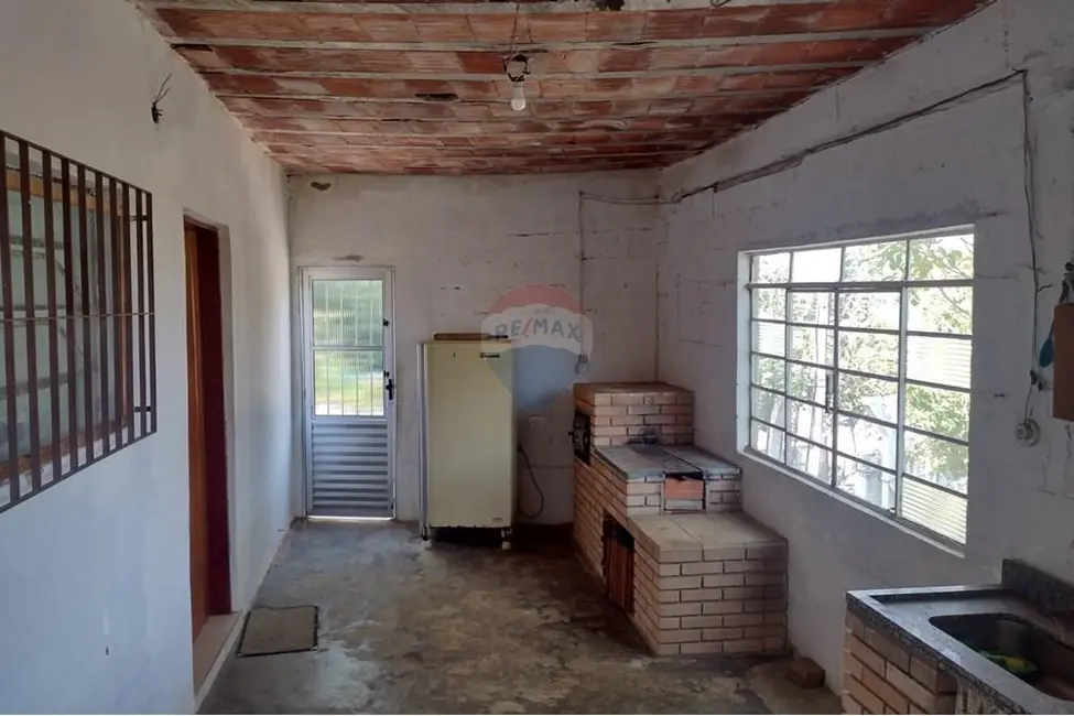 Foto 4 de Chácara com 3 quartos à venda, 180m2 em Salto De Pirapora - SP