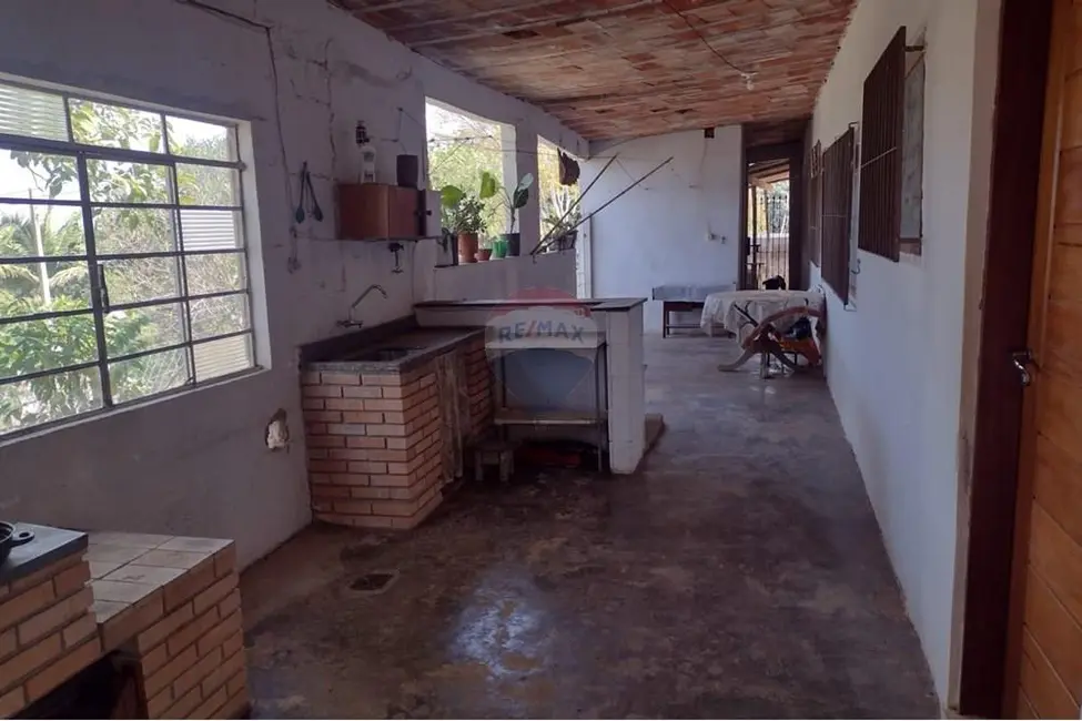 Foto 5 de Chácara com 3 quartos à venda, 180m2 em Salto De Pirapora - SP