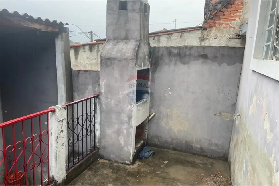 Foto 6 de Casa com 2 quartos à venda, 50m2 em Salto De Pirapora - SP