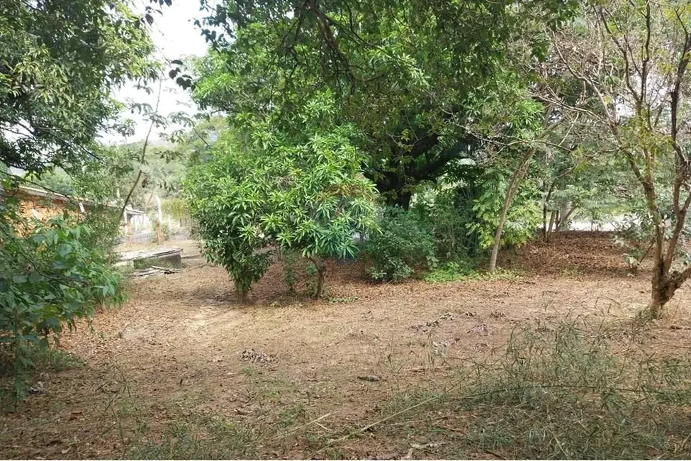 Foto 9 de Terreno / Lote à venda, 2803m2 em Salto De Pirapora - SP