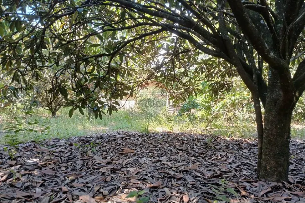 Foto 1 de Terreno / Lote à venda, 1400m2 em Salto De Pirapora - SP