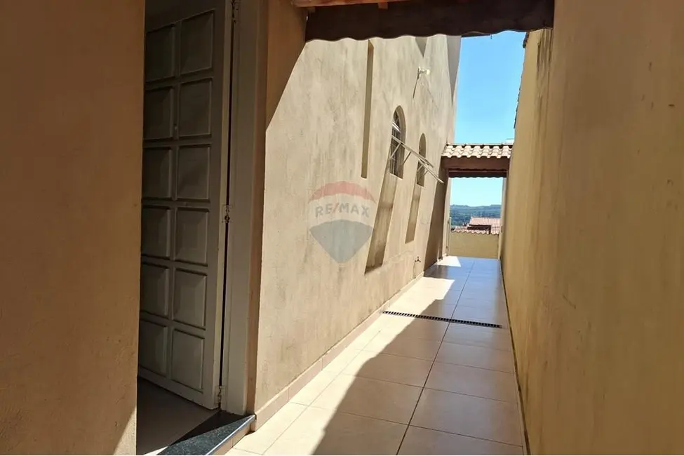 Foto 6 de Casa com 3 quartos à venda, 149m2 em Salto De Pirapora - SP