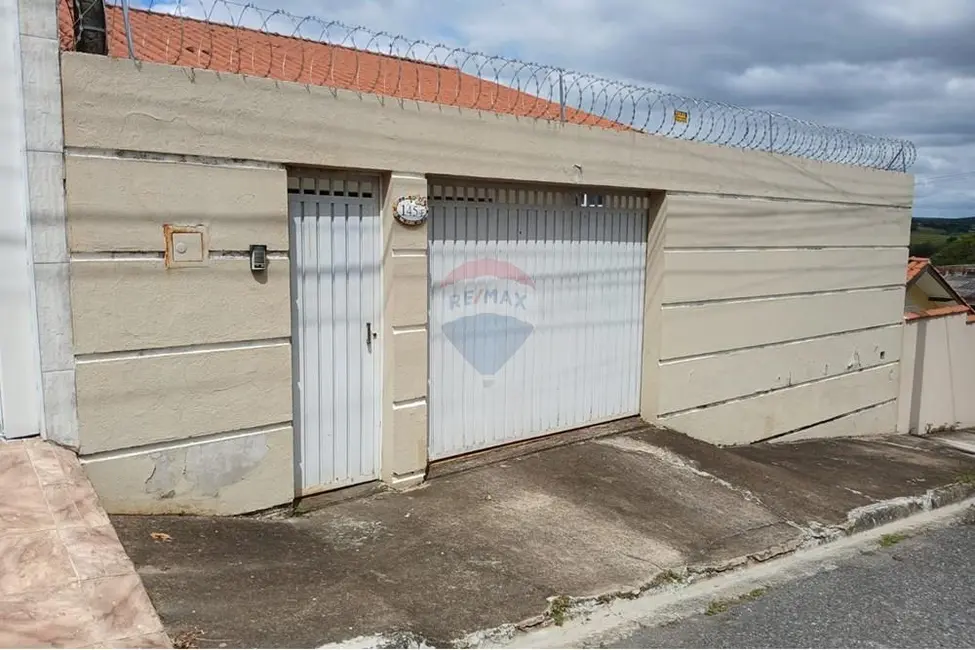 Foto 1 de Casa com 3 quartos à venda, 131m2 em Salto De Pirapora - SP