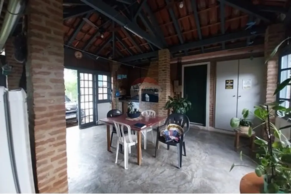 Foto 2 de Chácara com 4 quartos à venda, 230m2 em Salto De Pirapora - SP