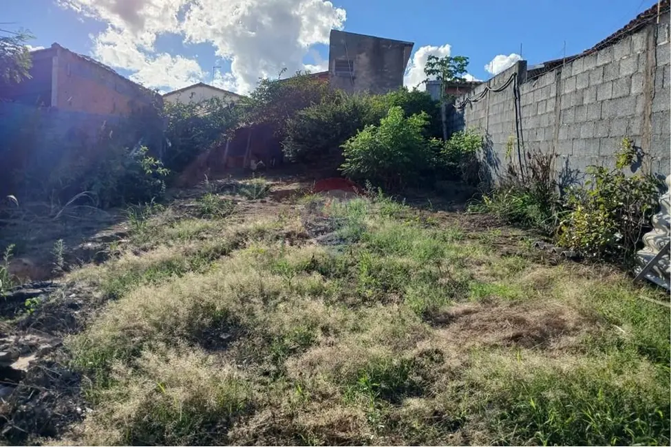 Foto 9 de Terreno / Lote à venda, 300m2 em Salto De Pirapora - SP
