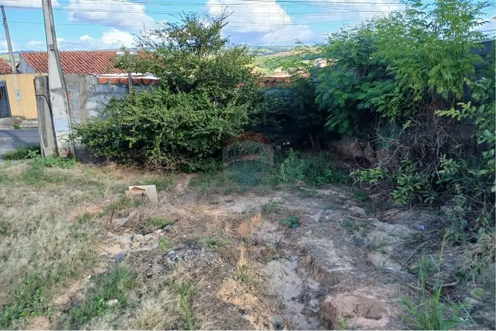 Foto 6 de Terreno / Lote à venda, 300m2 em Salto De Pirapora - SP