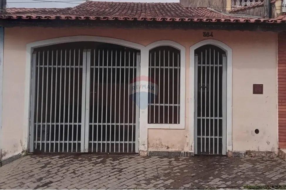 Foto 2 de Casa com 2 quartos à venda, 125m2 em Salto De Pirapora - SP