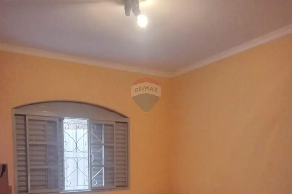 Foto 6 de Casa com 2 quartos à venda, 125m2 em Salto De Pirapora - SP