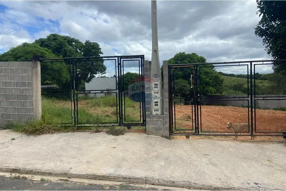 Foto 1 de Terreno / Lote à venda, 1602m2 em Salto De Pirapora - SP