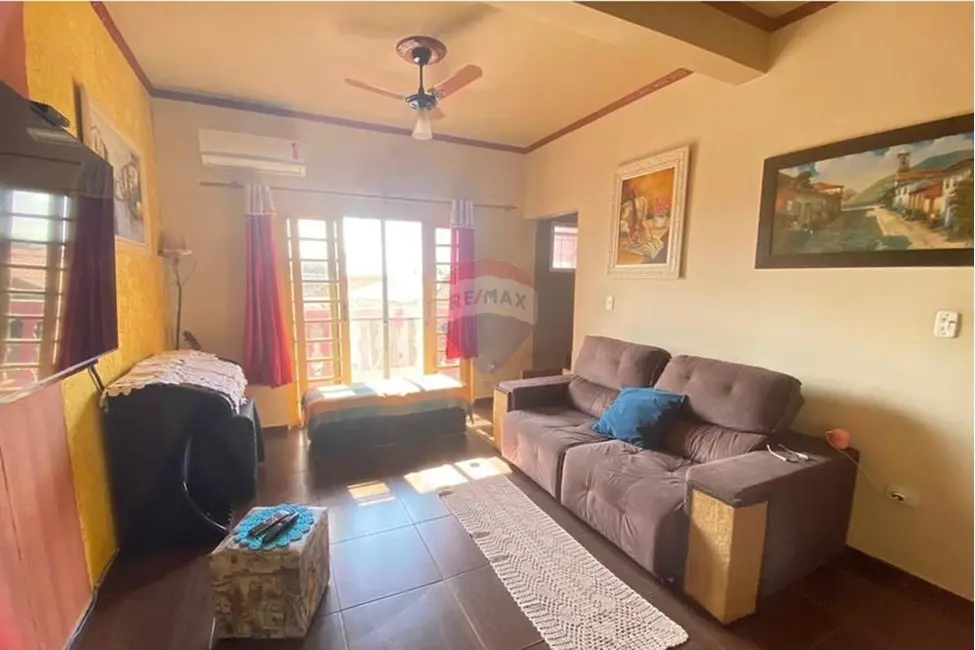 Foto 5 de Casa com 2 quartos à venda, 98m2 em Salto De Pirapora - SP