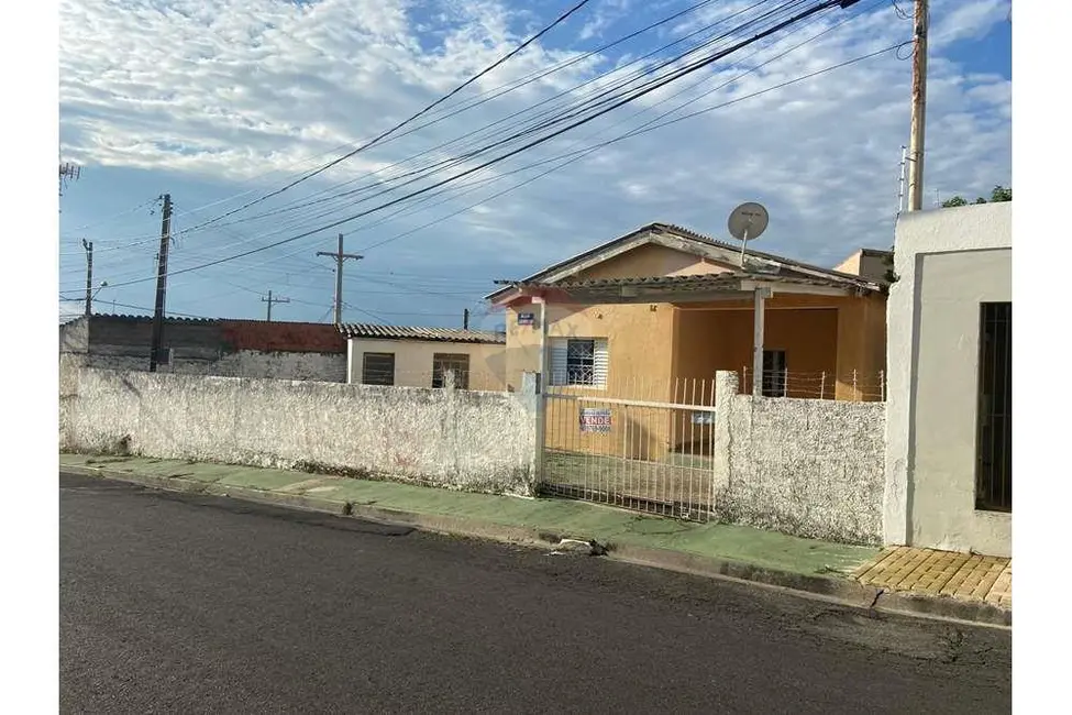 Foto 3 de Casa com 2 quartos à venda, 104m2 em Salto De Pirapora - SP