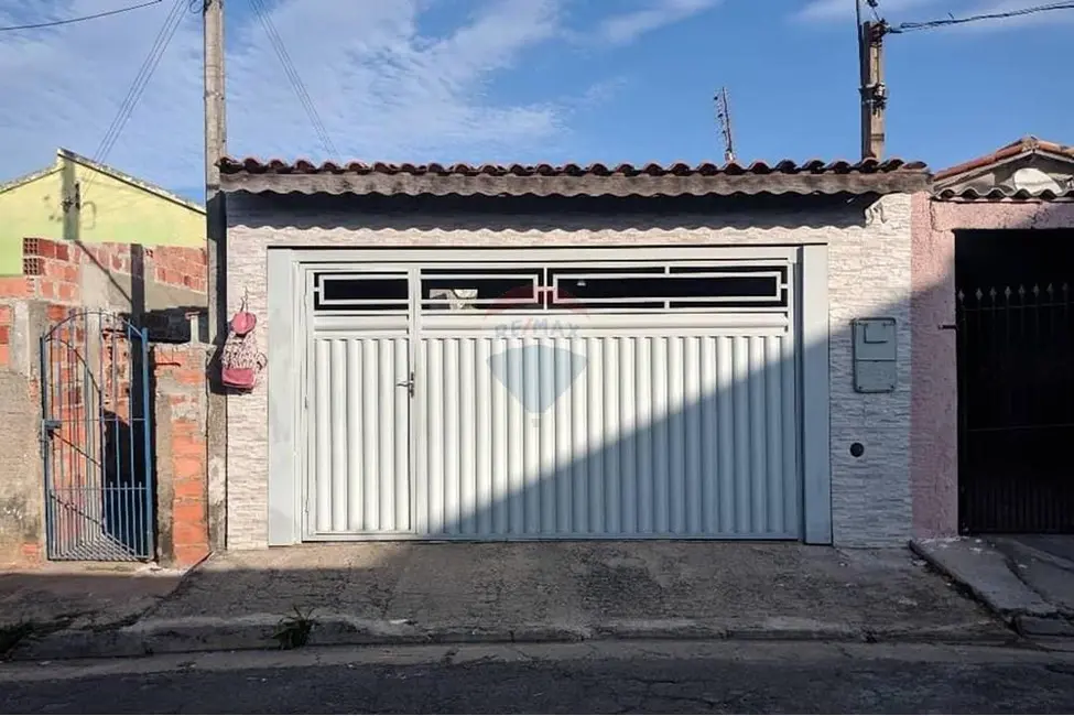 Foto 1 de Casa com 2 quartos à venda, 102m2 em Salto De Pirapora - SP