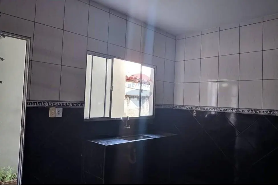 Foto 4 de Casa com 2 quartos à venda, 102m2 em Salto De Pirapora - SP
