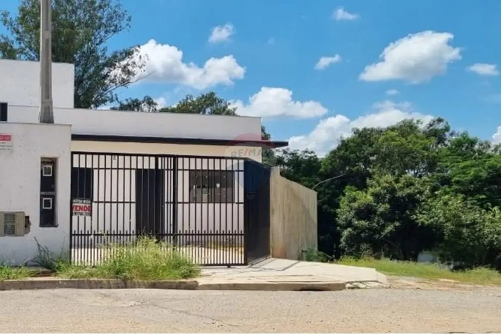 Foto 1 de Casa com 3 quartos à venda, 85m2 em Salto De Pirapora - SP