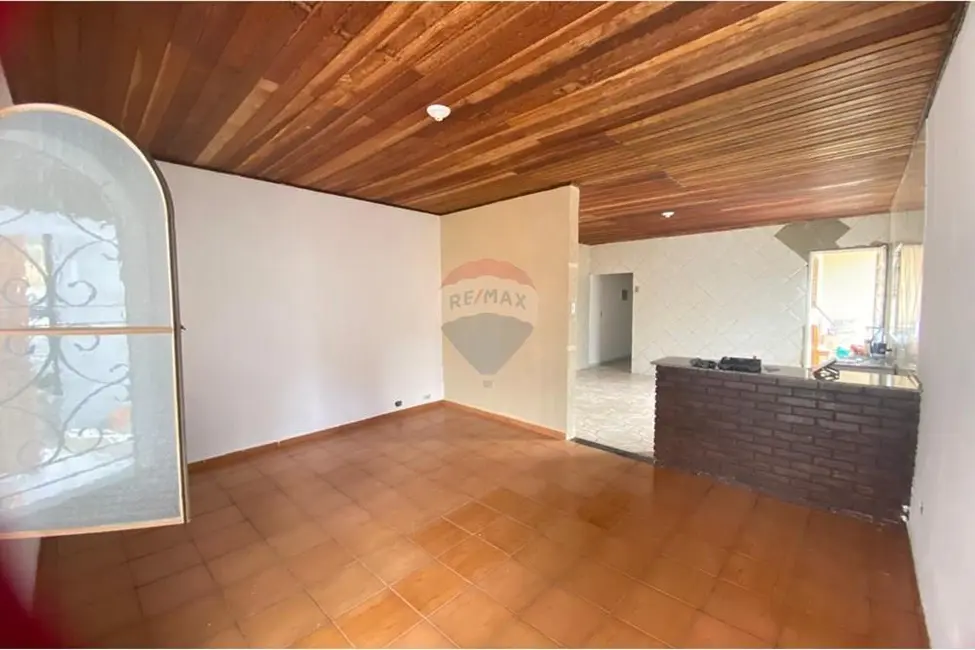 Foto 4 de Casa com 3 quartos à venda, 155m2 em Salto De Pirapora - SP