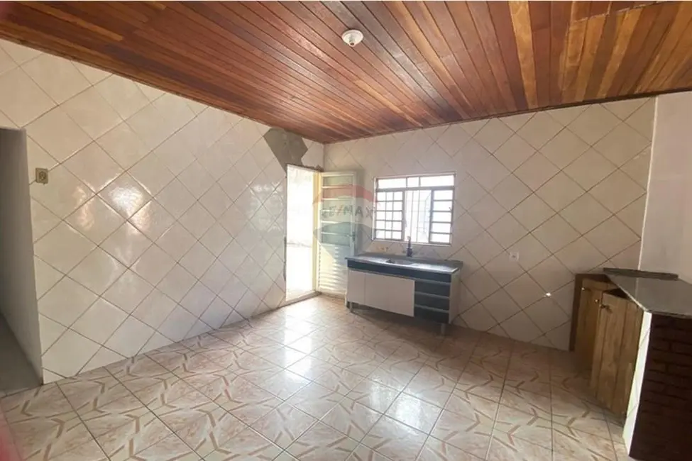 Foto 6 de Casa com 3 quartos à venda, 155m2 em Salto De Pirapora - SP