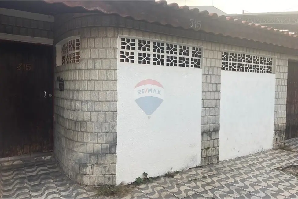 Foto 2 de Casa com 2 quartos à venda, 204m2 em Salto De Pirapora - SP